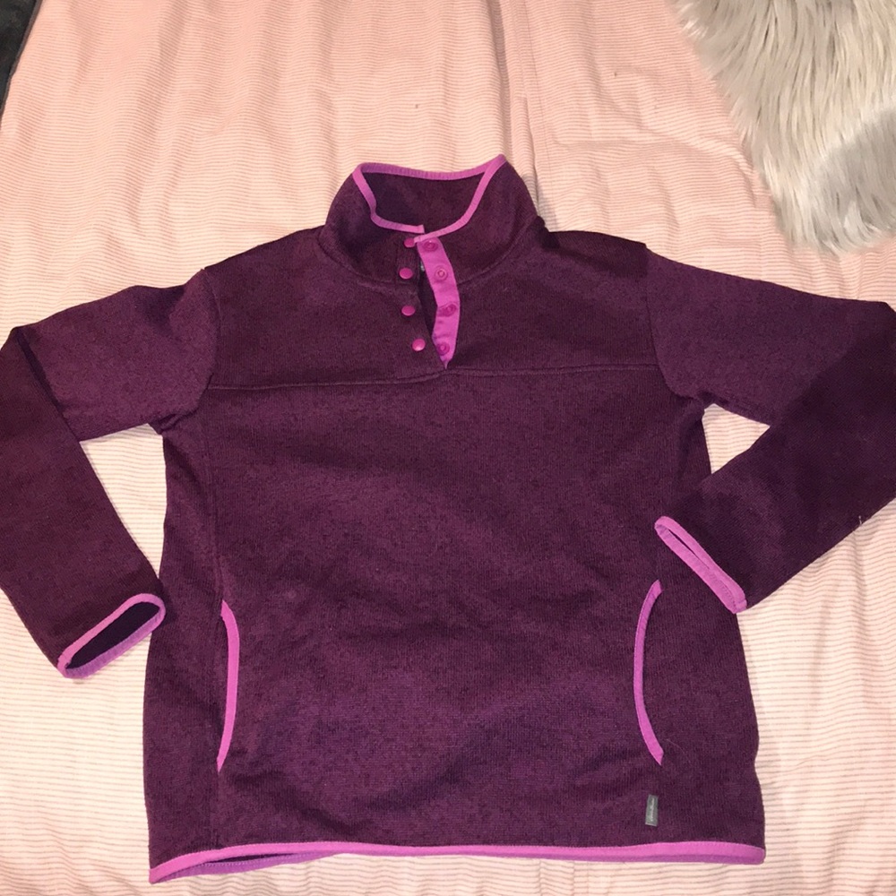 Eddie Bauer pull over sweatshirt.